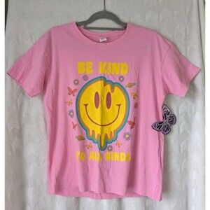 New Women's Vibe N' "Be Kind To All Kinds" T-shirt - Size Large